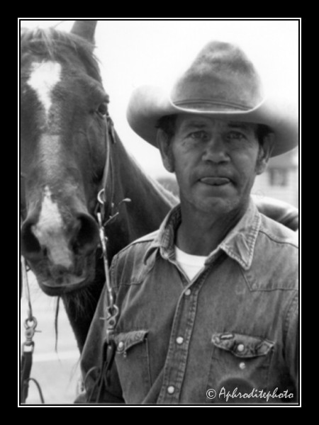 06 USA portraits - Cow-boy with horse